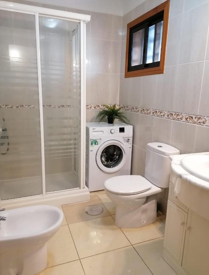 Large Studio Apartment With Lovely Terrace And Wifi Los Cristianos  Esterno foto