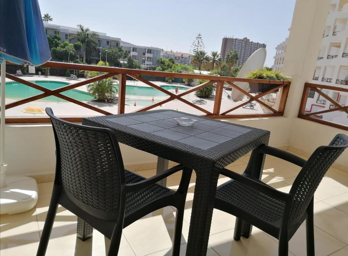 Large Studio Apartment With Lovely Terrace And Wifi Los Cristianos  Esterno foto